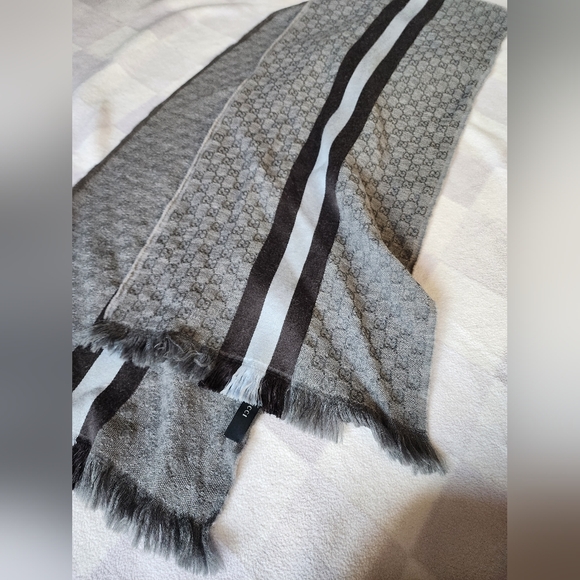 Authentic Gucci Gray and Black Striped Long Scarf